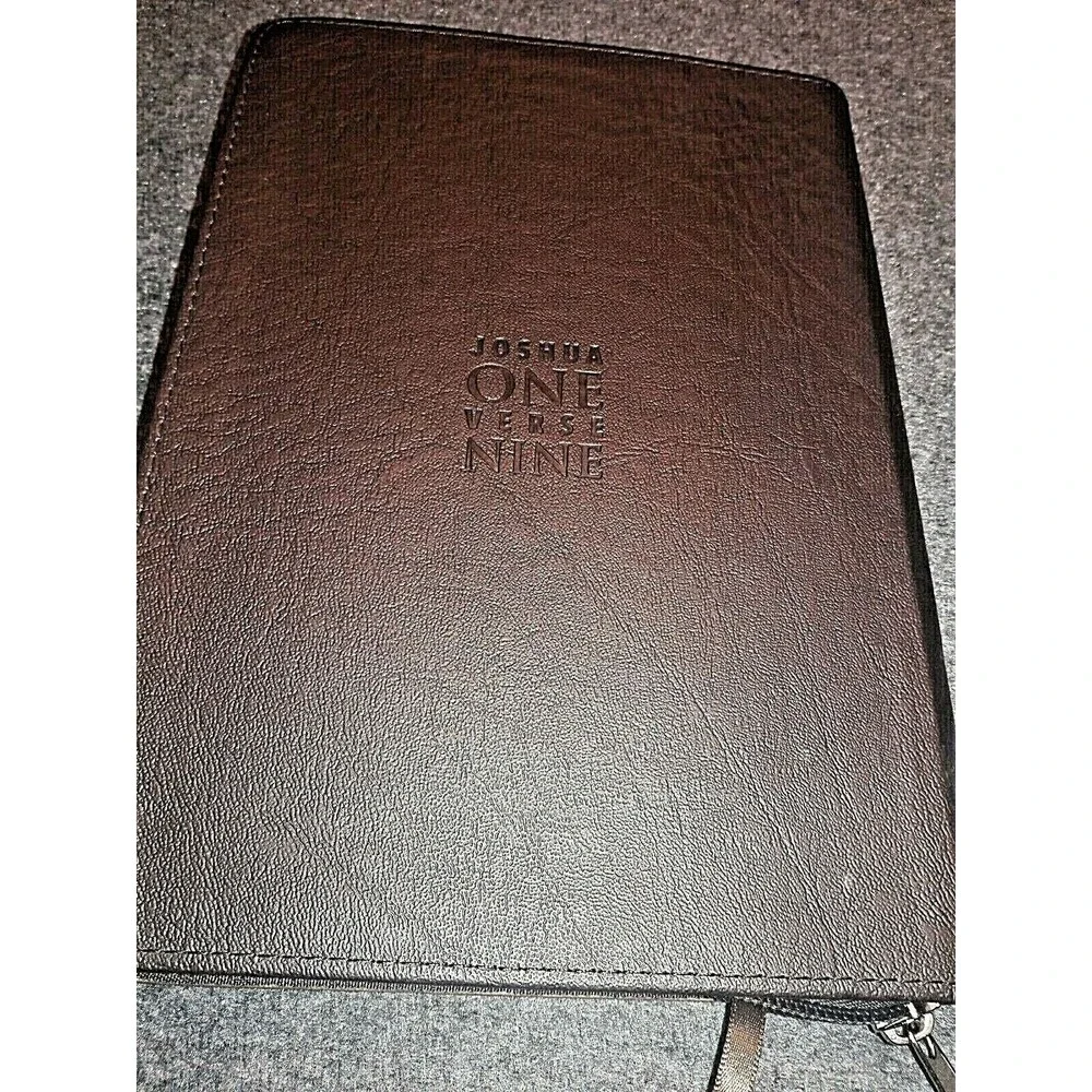 Strong & Courageous Joshua One Verse Nine Zippered Notebook